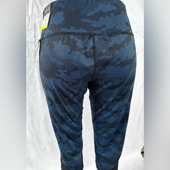 Champion Blue Camo Leggings - Picture 7 of 10